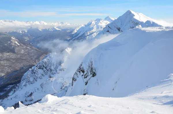 Σότσι Ρωσία Ορεινό Τοπίο Θέα Την Κορυφογραμμή Aibga Στο Χιονοδρομικό — Φωτογραφία Αρχείου