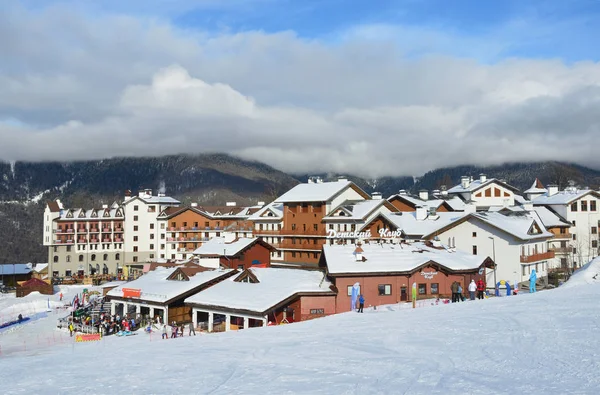 Rosa Khutor Sochi Rusia Enero 2018 Villa Olímpica Estación Esquí —  Fotos de Stock