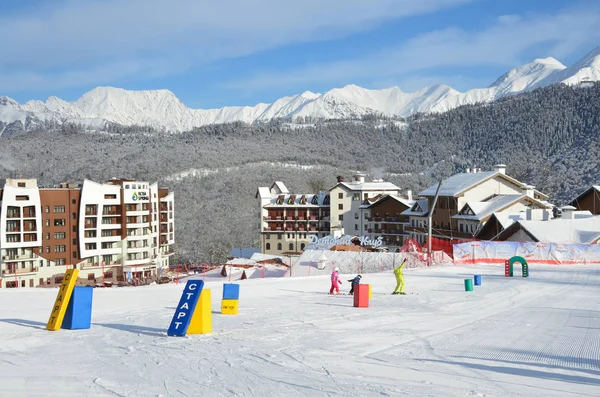 Posa Khutor Sochi Russland Januar 2018 Skilehrer Und Kleiner Junge — Stockfoto