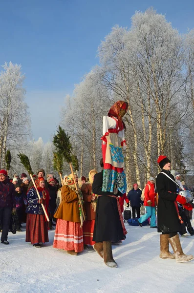 Malye Korely Região Arkhangelsk Rússia Fevereiro 2018 Pessoas Que Celebram — Fotografia de Stock