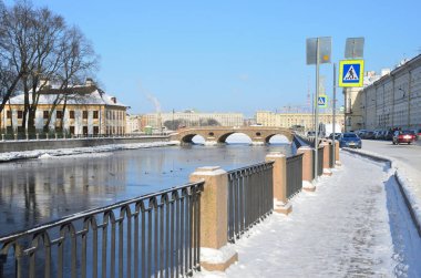 St Petersburg, Rusya, Şubat, 27, 2018. Yaz Sarayı Peter St. Petersburg büyük ve kışın Fontanka Nehri parçası. 18 yüzyılda inşa