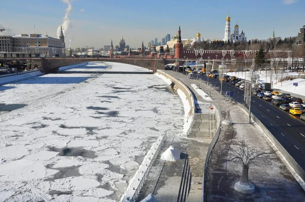 Russland Moskau Kremlevskaya Ufer Winter — Stockfoto