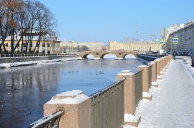 St Petersburg, Rusya, Şubat, 27, 2018. Yaz Sarayı Peter St. Petersburg büyük ve kışın Fontanka Nehri parçası. 18 yüzyılda inşa