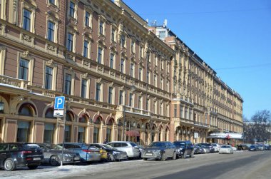 St Petersburg, Rusya, Şubat, 27, 2018. Arabalar Park Kışın otelden St Petersburg 