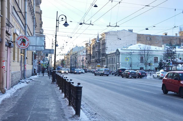 Petersburg Russia February 2018 People Walking Liteyny Prospect Winter — Stock Photo, Image