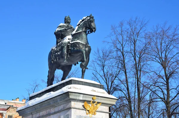 San Petersburgo Rusia Febrero 2018 Monumento Emperador Pedro Magno Frente —  Fotos de Stock