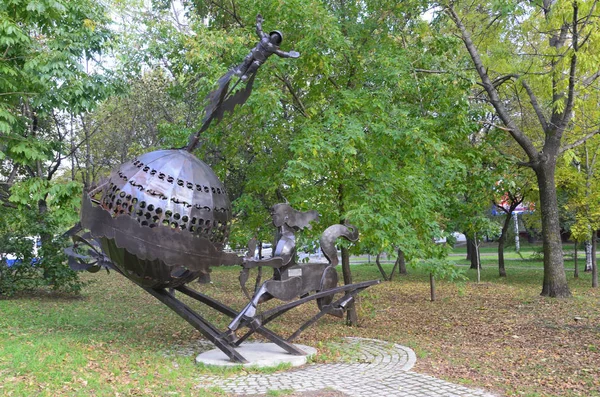 Khabarovsk Russland Oktober 2017 Skulptur Des Tierkreiszeichens Sagittarius Der Stadt — Stockfoto
