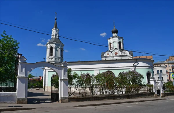 Россия Москва Храм Воздвижения Креста Чистый Вражек Мае — стоковое фото