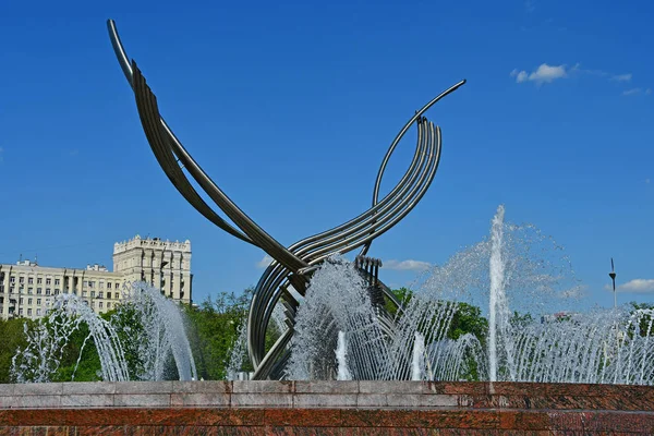 Moscow Russia May 2018 Europe Square Fountain Abduction Europe Sunny — Stock Photo, Image