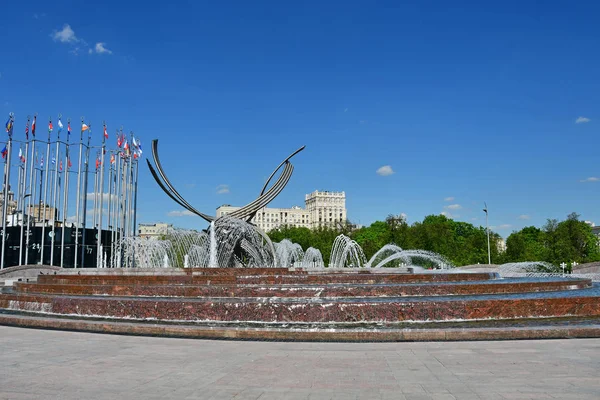 Moskau Russland Mai 2018 Europaplatz Brunnen Entführung Europas Sonnigem Frühlingstag — Stockfoto
