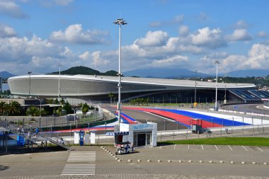 Sochi, Rusya, Ağustos, 10, 2019. Tenis Akademisi Adler Arena Binası (eski Olimpik oval buz pateni merkezi). Rusya, Soçi, Adler