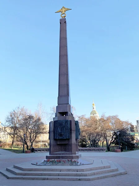 2019年11月22日 俄罗斯莫斯科 莫斯科乌斯季茨基广场祖国边防军纪念碑 — 图库照片