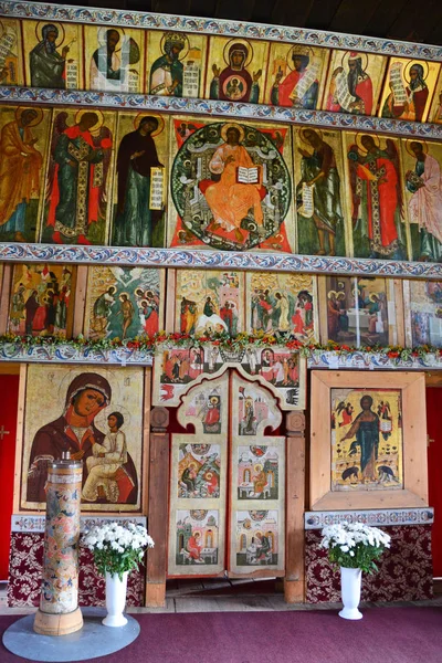 Kizhi Karelia Серпня 2012 Іконостас Королівські Ворота Північні Православні Ікони — стокове фото