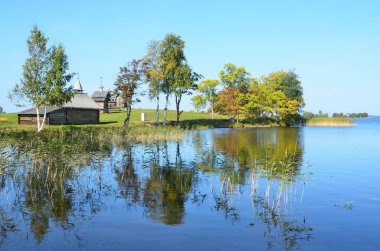 Rusya, Karelia. Sonbaharın başlarında Kizhi Pogost kompleksi