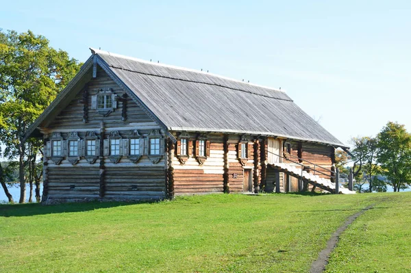 Kizhi Karelia Septiembre 2015 Casa Sergeyev Aldea Logmoruchey 1908 1910 — Foto de Stock