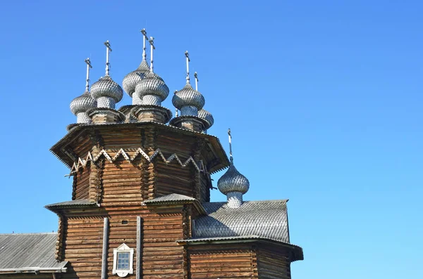 Karelia Rusya Kizhi Deki Antik Pokrovsky Katedralinin Kubbeleri — Stok fotoğraf