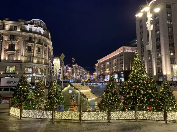 Moscú Rusia Diciembre 2019 Composición Navideña Plaza Manezhnaya Calle Tverskaya —  Fotos de Stock