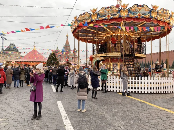 Moscow Russia December 2019 People Walking Red Square Festival Journey — Stock Photo, Image