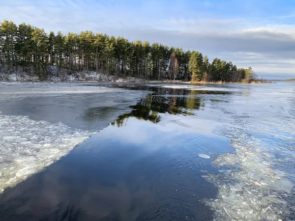Thin Ice Lake Seliger Warm Winter Russia Tver Region Ostashkov — Stock Photo, Image