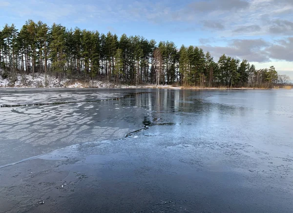 Thin Ice Lake Seliger Warm Winter Russia Tver Region Ostashkov — Stock Photo, Image