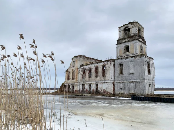 Alte Versinkende Kirche Fluss Sheksna Der Nähe Des Dorfes Kargulino — Stockfoto