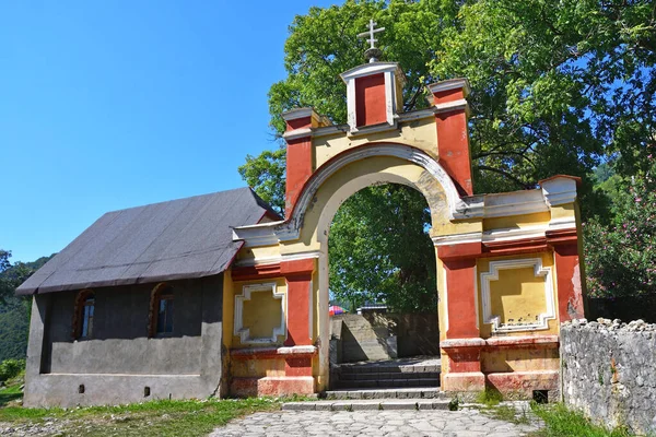 One Entrances Territory New Athos Simone Kananite Monastery Summer Republic — Stock Photo, Image