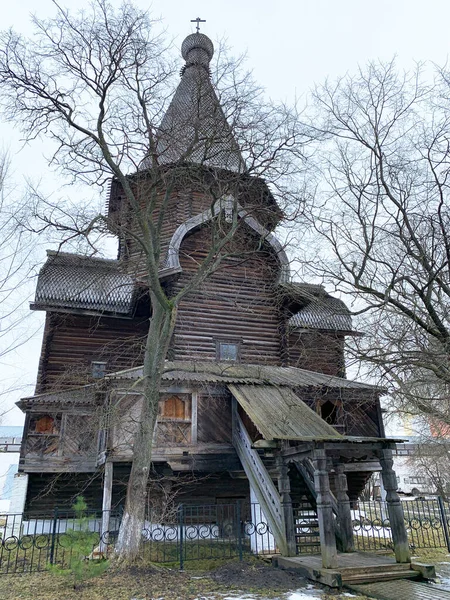 Kościół Wniebowzięcia Najświętszej Marii Panny Klasztorze Spaso Prilutsky Vologda Pochmurną — Zdjęcie stockowe