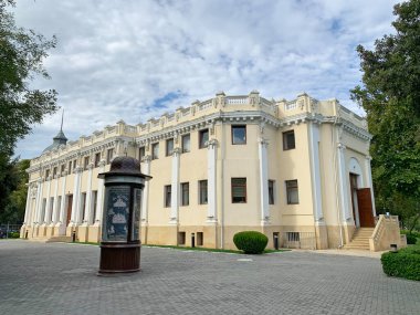 Bakü, Azerbaycan, Eylül, 09: 19. Azerbaycan devlet kukla tiyatrosu Bakü 'deki Abdulla Shaig' in adını almıştır.