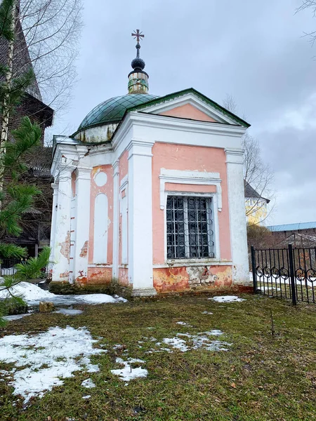 Церковь Екатерины 1830 Спасо Прилуцком Монастыре Вологде Зимой Пасмурную Погоду — стоковое фото