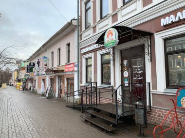 Vologda, Rusya, 24 Şubat. 2020. Adresteki tarihi bina Lenin Caddesi, Vologda 'daki 4 numaralı ev. - Rusya. XIX 'te inşa edilen eski tüccar Yulia Ivanovna Gudkova' nın evi. 