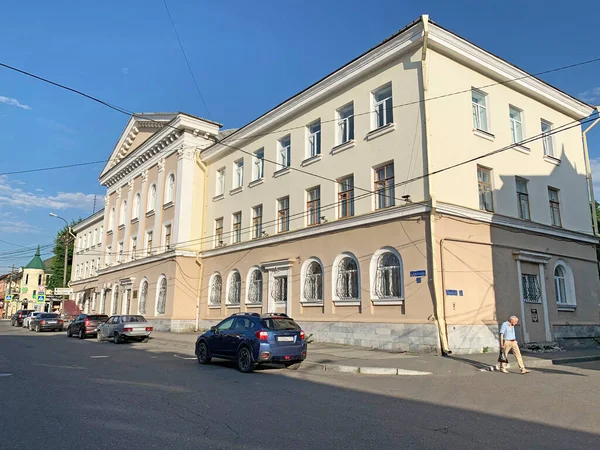 Vladikavkaz Russie Juin 2019 Voitures Stationnées Près Département Réglementation État — Photo