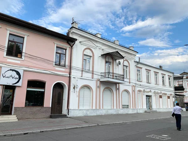 Vladikavkaz Rússia Junho 2019 Mira Avenue Antiga Casa Dos Comerciantes — Fotografia de Stock