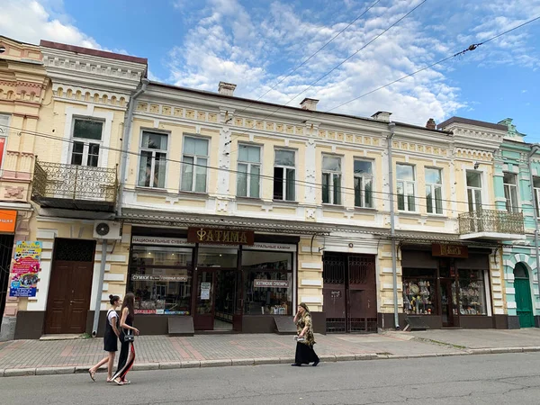 Hughkavkaz Rusya Haziran 2019 Mira Barış Bulvarı Eski Tüccarlar Asanov — Stok fotoğraf