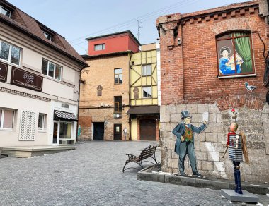 Vladivostok, Rusya, Mart, 01.2020. Rusya 'nın Vladivostok kentindeki Old Gum avlusu