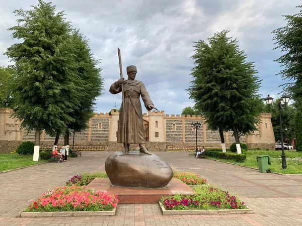 Hughkavkaz Rusya Haziran 2019 Dzaug Bugulov Anıtının Yakınındaki Shtyba Meydanında — Stok fotoğraf