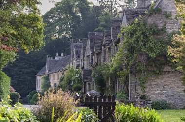 Castle Combe, Cotswolds, Uk - 26 Mayıs 2018: Combe Kalesi, Cotswolds, Wiltshire, İngiltere - Uk