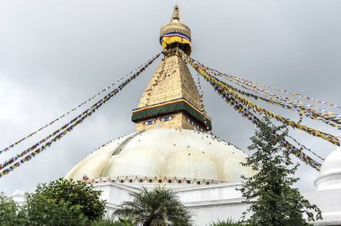 Boudhanath (ayrıca Boudha, Bouddhanath veya Baudhanath olarak da bilinir), Nepal 'in Katmandu şehrinde bulunan bir Budist stupadır.