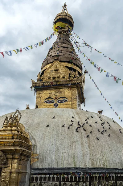2018年8月24日 スワヤンフナート ストゥーパまたはモンキー テンプル ネパール カトマンズ バレー ユネスコの世界遺産に登録された — ストック写真