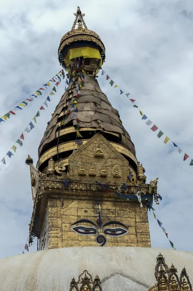 2018年8月24日 スワヤンフナート ストゥーパまたはモンキー テンプル ネパール カトマンズ バレー ユネスコの世界遺産に登録された — ストック写真