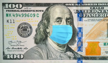 ABD 'de COVID-19 Coronavirus, yüz maskeli 100 dolarlık para. Kriz ve finans kavramı
