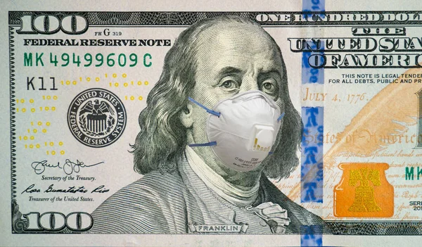Covid Coronavirus Den Usa 100 Dollar Schein Mit Mundschutz Krisen lizenzfreie Stockbilder