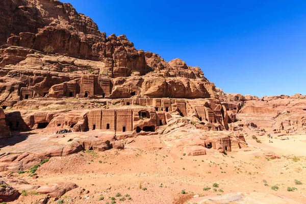 Gatan Grav Fasader Petra Den Antika Staden Khazneh Jordanien Solig — Stockfoto