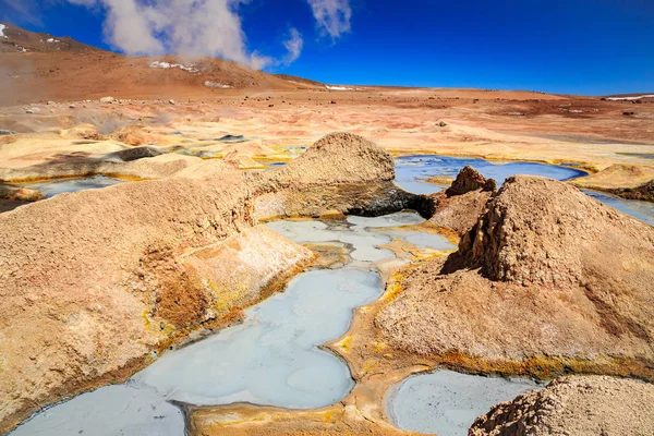 Steam coming out of the "Sol de la manana"  geyser in Bolivia — Stock Photo, Image