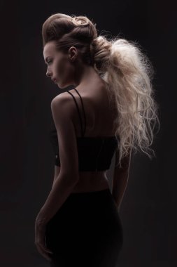 Güzel kadın portresi