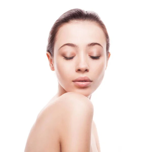 Nahaufnahme Porträt einer jungen Frau mit sauberer, frischer Haut — Stockfoto