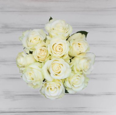 Mükemmel düğün, doğum günü veya V Creme luxury gül buketi