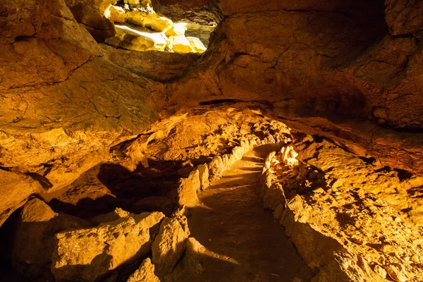 Underground tunnel in the Crimea — Stock Photo, Image