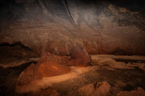 Underground tunnel in the Crimea — Stock Photo, Image