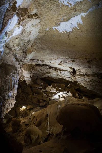 Underjordisk tunnel i Krim — Stockfoto