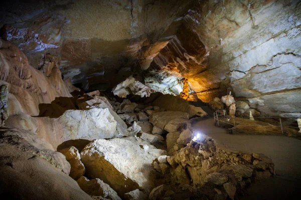 Underjordisk tunnel i Krim — Stockfoto